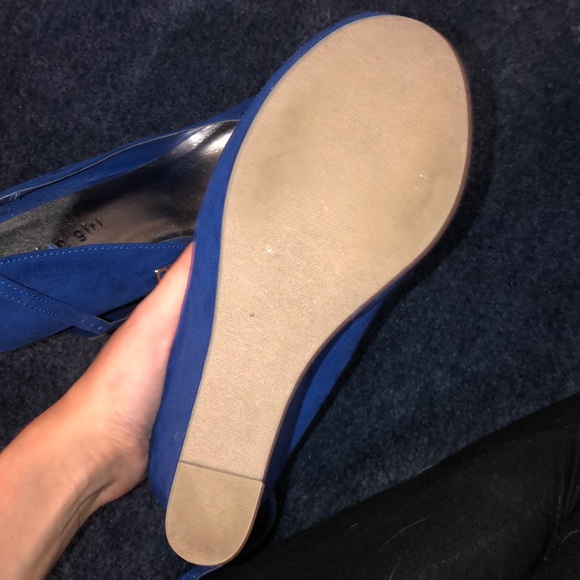 Cobalt Wedges - Picture 2 of 2